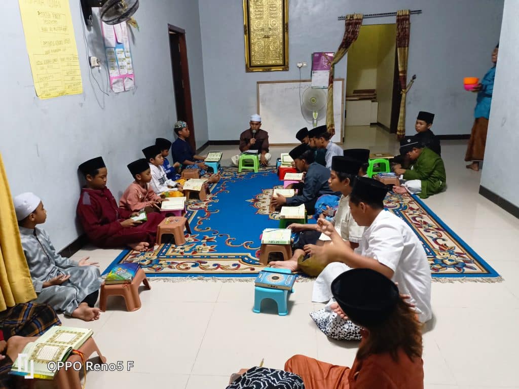 Kegiatan Tahfizh Quran pondok pesantren alwahdah pangkalan bun